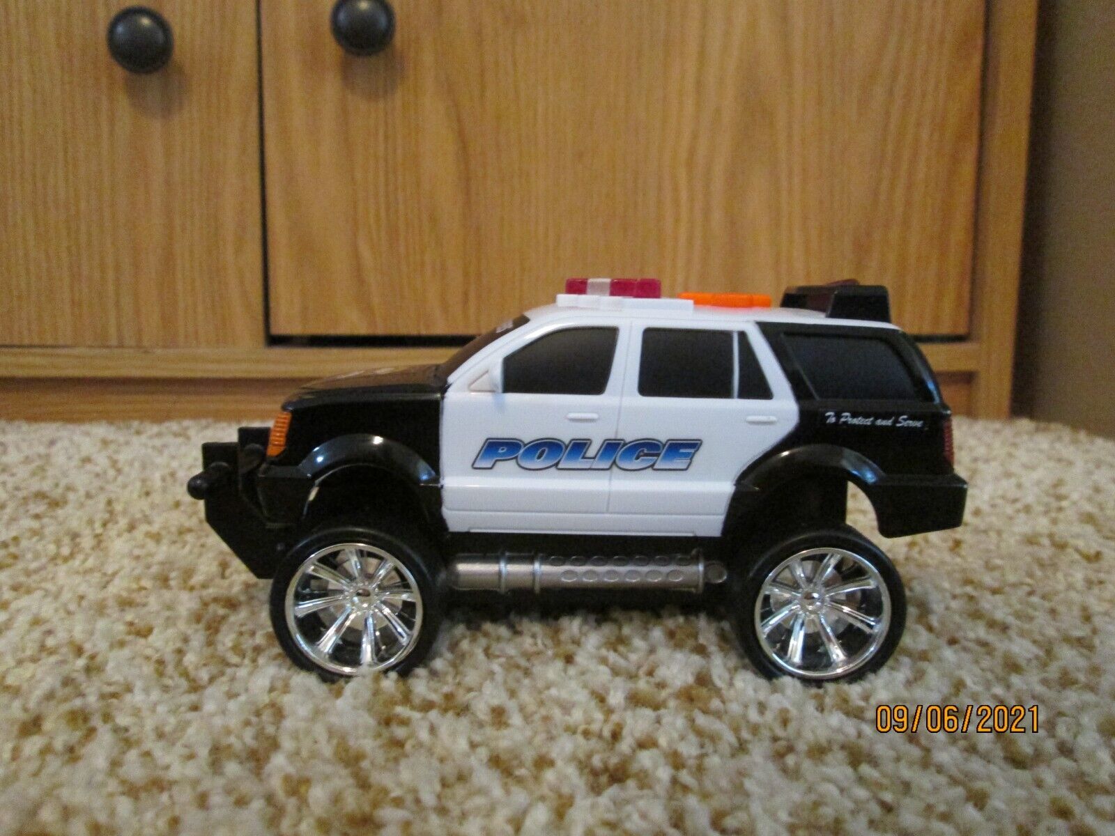 Toy State - Road Rippers - Police Suv - To Protect And Serve - Lights, Noise