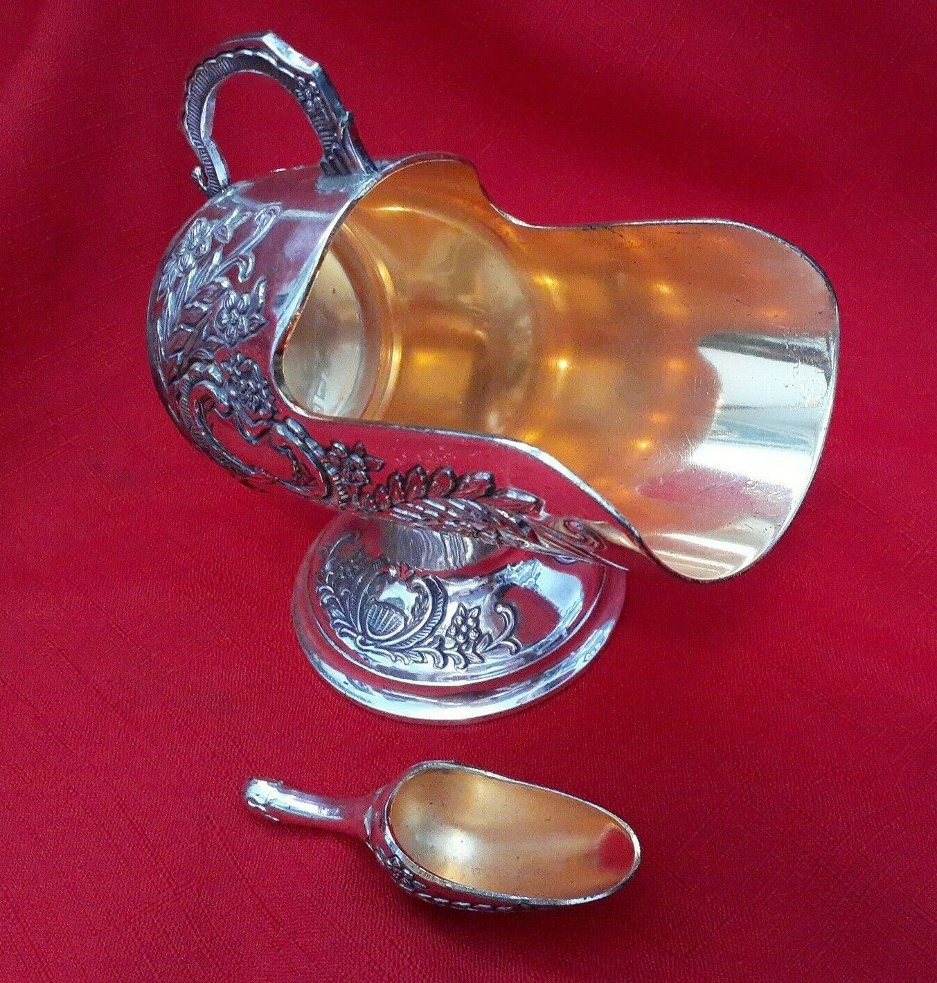 Fb Rogers Silver Plate Sugar Scuttle With Matching Scoop Pre-owned