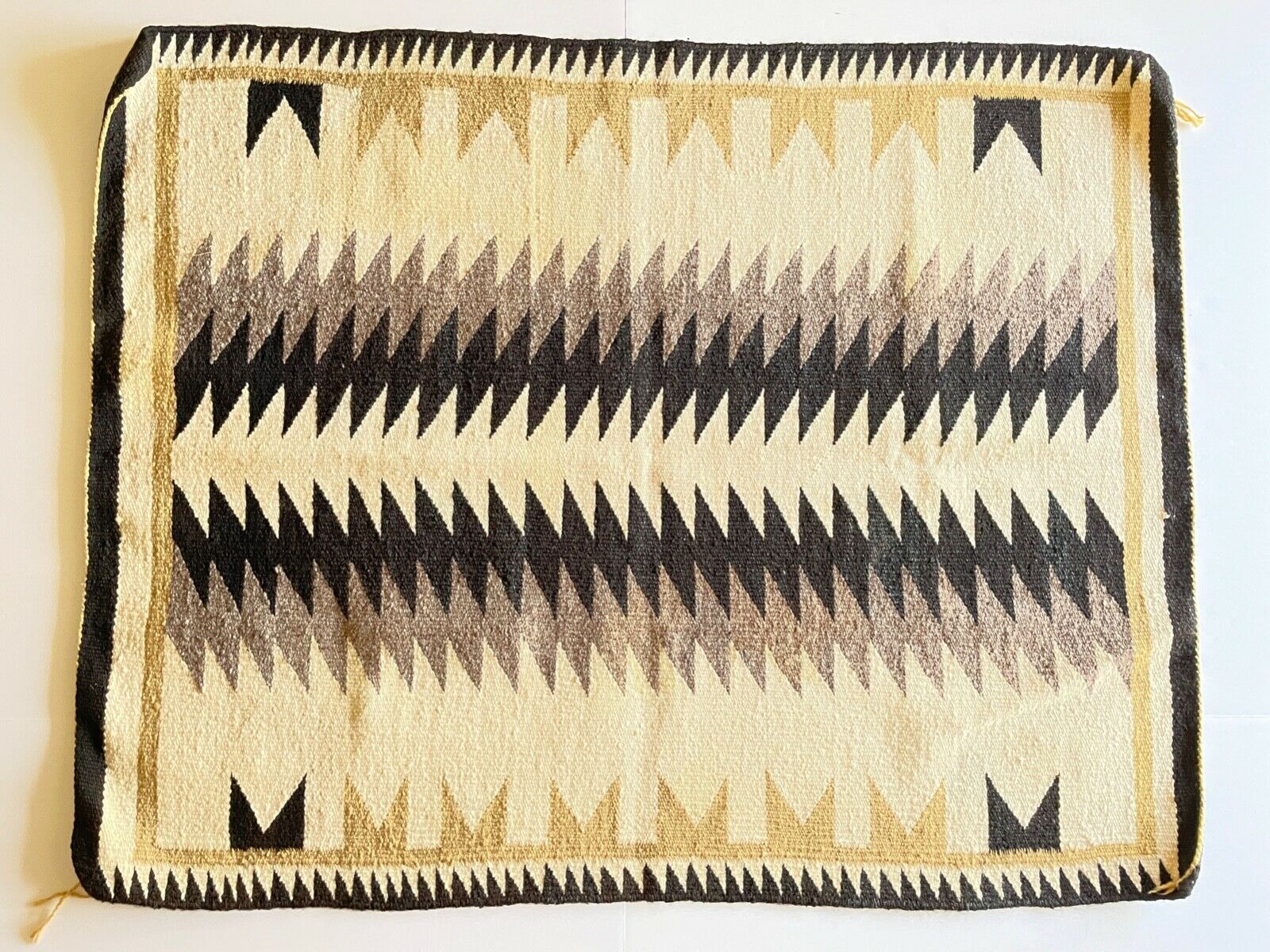 Antique Navajo Rug Native American Indian Weaving Vtg Dazzler Pattern 46x36"